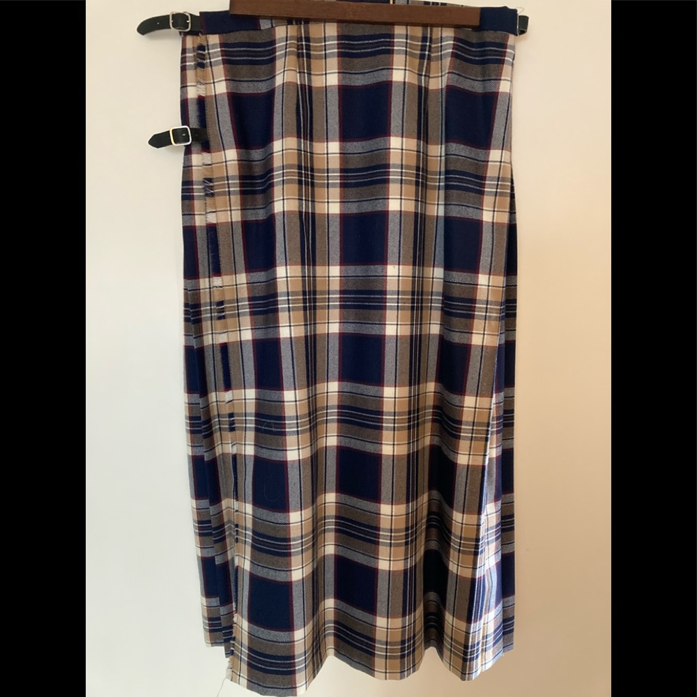 VTG Authentic Edinburgh Scottish Wool Kilt. 32